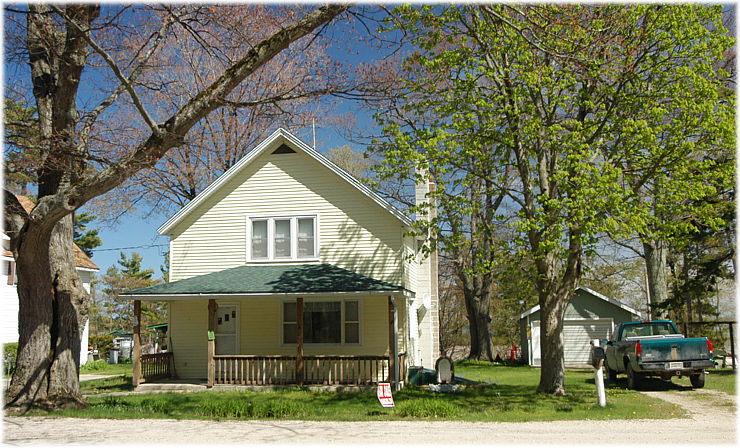 House 2 Picture